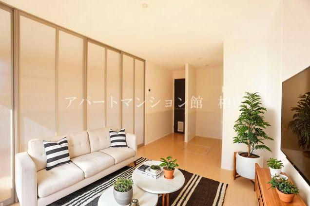 クレストパークＤの居間・リビング|CGで家具等を配置したものです。実際に家具等は含まれません。