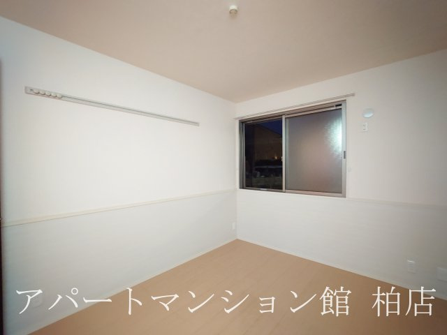 クレストパークＤの居間・リビング