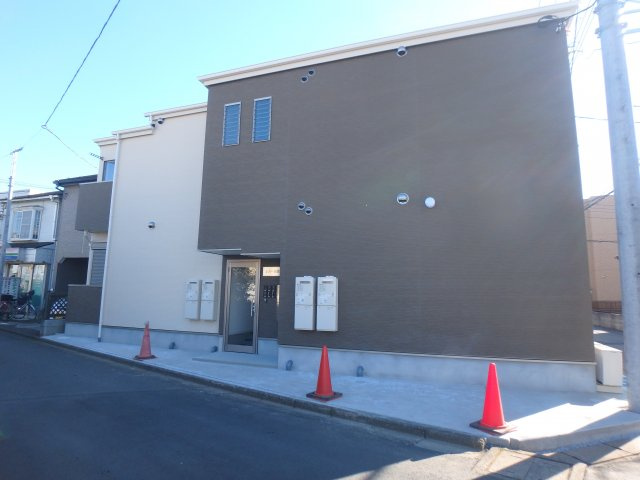 レガーロ鶴ヶ島の外観