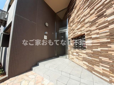 【エントランス】 | グラツィオーネ