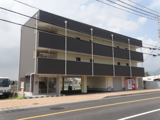 Q176  キュー176の外観