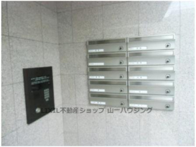 【セキュリティ】 | コンフォート大宮三橋 | オートロック盤及び集合ポスト