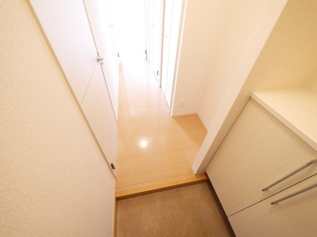 グランモア東九条　Ⅱの玄関|きれいな玄関です