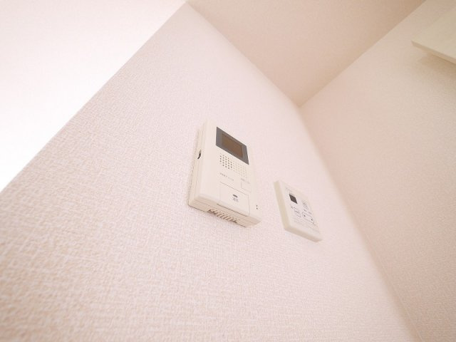 グランモア東九条　Ⅱのセキュリティ|TV付きモニターホンです