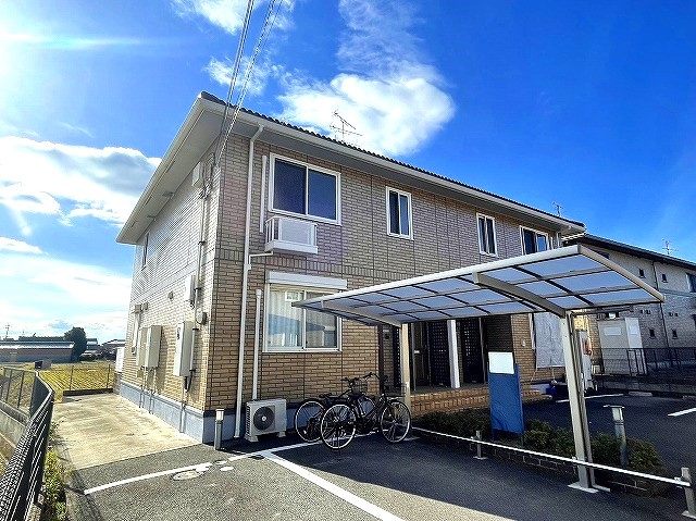 グランモア東九条　Ⅱの外観|建物外観を気になさる方へ、見た目の良い物件です