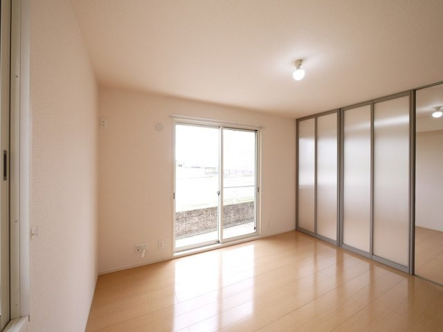 グランモア東九条　Ⅱの居間・リビング|ゆったりとしたリビングです