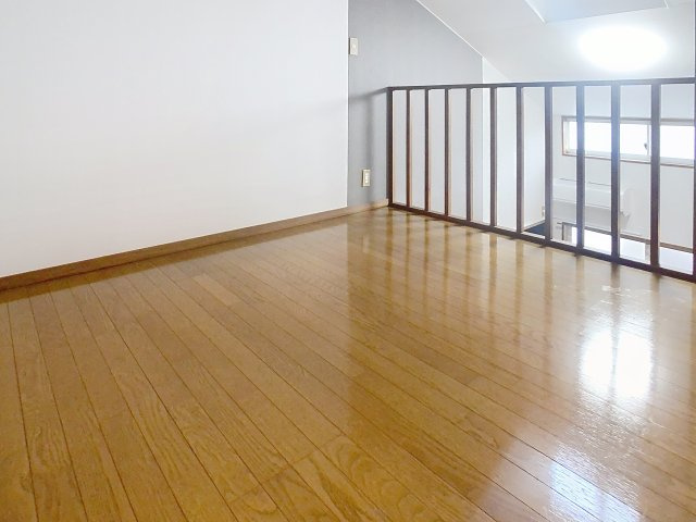 リバティ円応寺の寝室