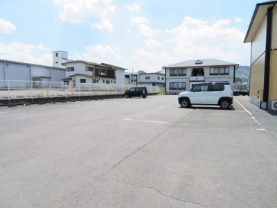 【駐車場】 | サンビレッジ柏原