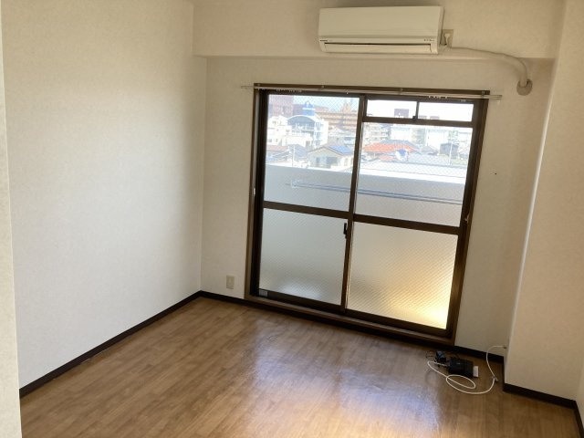 ファミール中野１の内装|入居中の為別のお部屋の写真です。