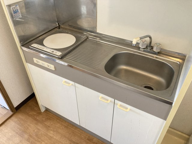 ファミール中野１のキッチン|入居中の為別のお部屋の写真です。