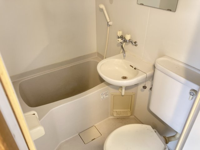 ファミール中野１の浴室|入居中の為別のお部屋の写真です。