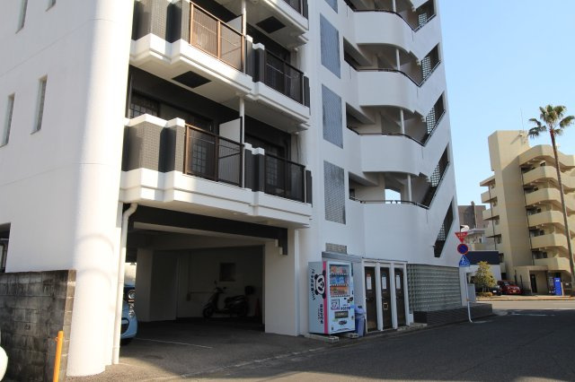 シーラカンスKANDYの外観パース