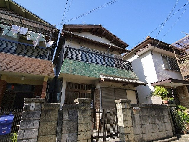 東九条町貸家（239-7）の外観|キレイな外観です。