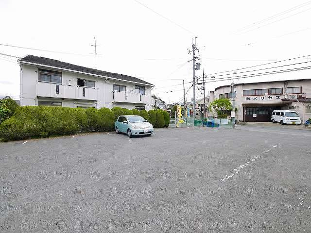 エトワール六条の駐車場|駐車場です