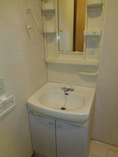 【洗面所】 | メゾンラベンダー7番館 | スペースが確保できる洗面所です