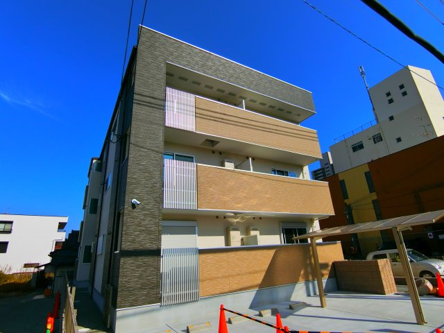 フィアスコート北野田の外観