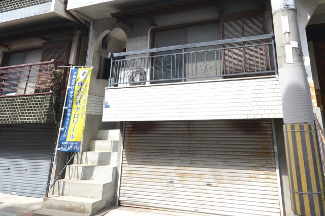 大阪市西成区津守　中古戸建の駐車場