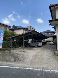 【駐車場】