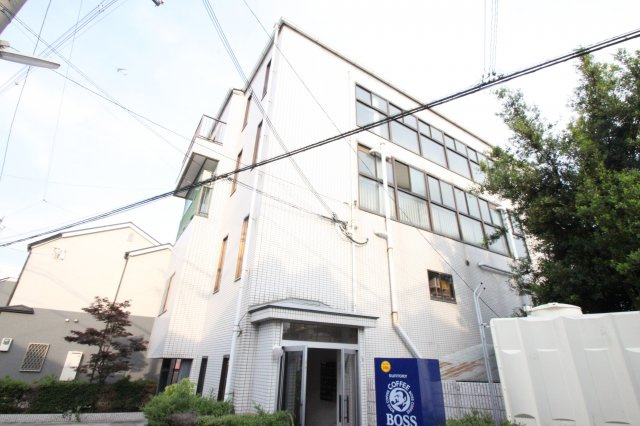 東大阪ロータスマンションの外観