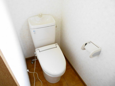 【トイレ】 | カーサ・並塚Ｃ | ２Ｆトイレ・暖房便座