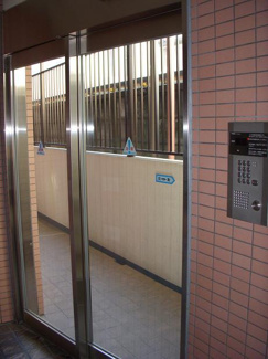 【エントランス】