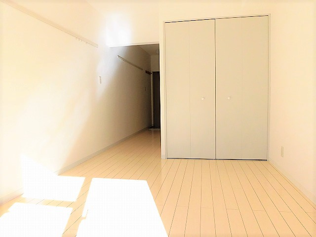 昭島コートエレガンスＤ棟の寝室