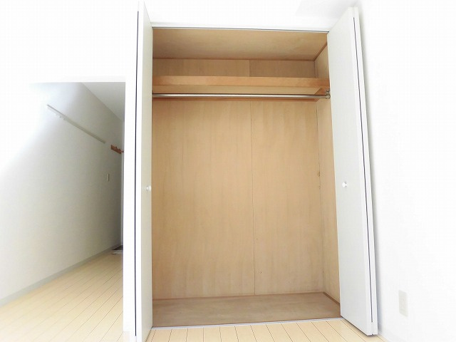 昭島コートエレガンスＤ棟の収納