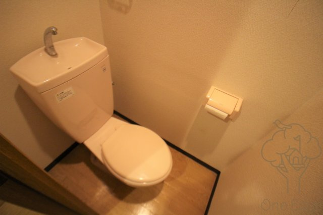 中津栄マンションのトイレ