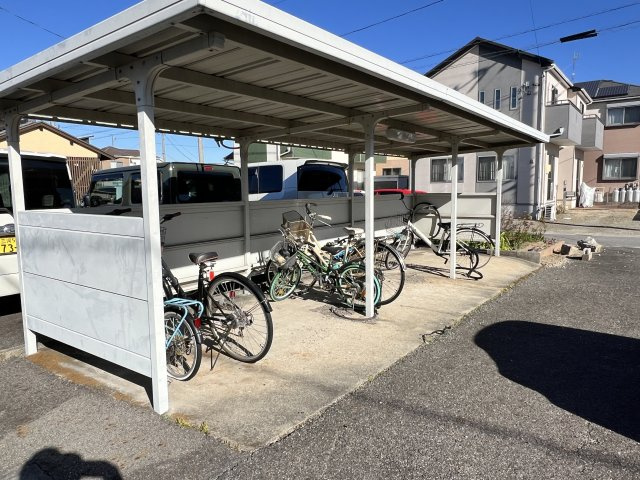 高浜市向山町５丁目のアパートのその他共用部分|駐輪場