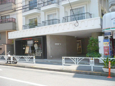 【エントランス】 | シャンボール原宿