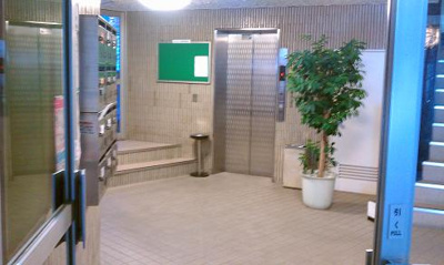 【エントランス】 | シャンボール原宿