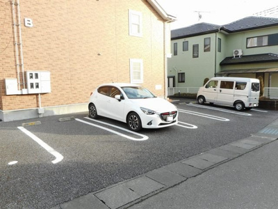 【駐車場】 | さくらヒルズⅢＢ