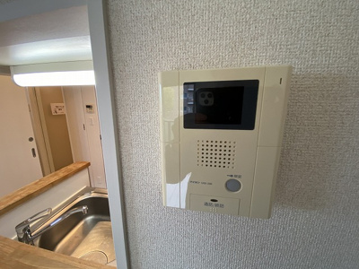 【セキュリティ】 | ベルヴィル新ゆり | 防犯対策に有効なカメラ付きインターホン！突然の来客にもバッチリ対応できちゃいます☆