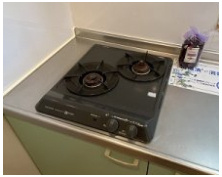 【キッチン】 | ベルヴィル新ゆり | 2口ガスコンロ付きのキッチンです！2口コンロは複数の調理を同時にできるので時短にもGOOD☆