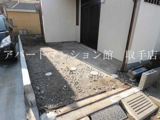 本郷4丁目戸建ての駐車場