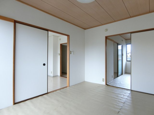 サンブリッジB棟の和室