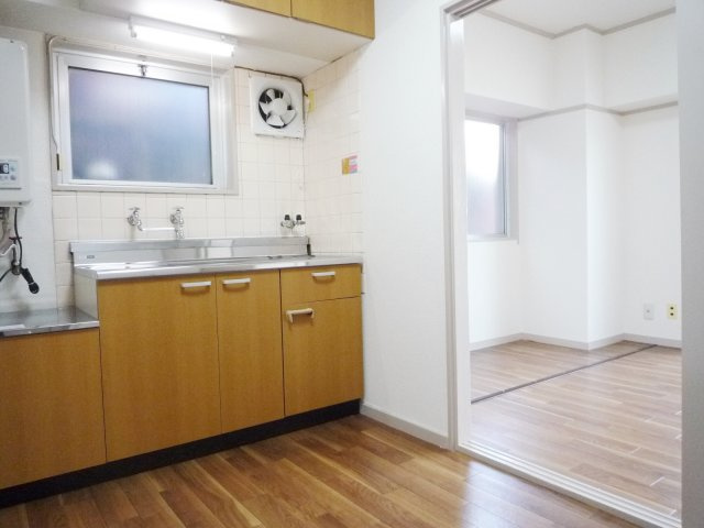 ダイアパレス真砂のキッチン|※写真は同タイプの別室になります