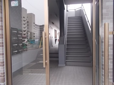 【エントランス】 | クリスタルパレスフジ