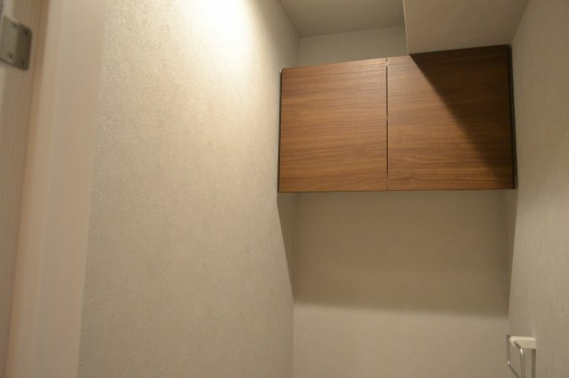 グランドソレイユ香里園のトイレ|トイレの収納