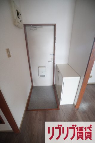 グリーンヒル小出Ｃの玄関