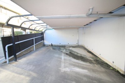 【駐車場】 | リブレ刀根山