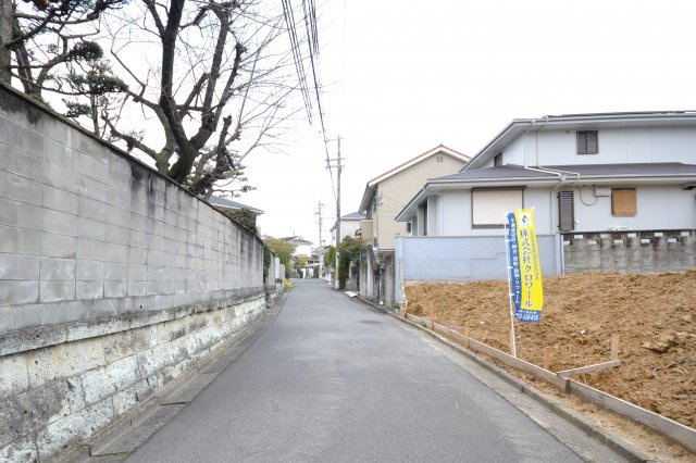 堺市西区北条町　新築の前面道路含む現地写真