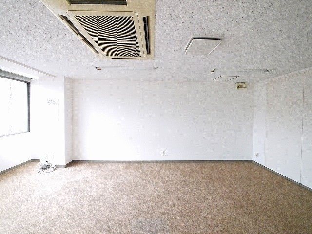 富喜和第二ビルの内装