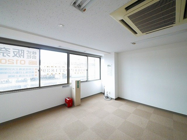 富喜和第二ビルの内装