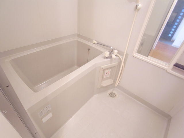 ラピート６Xの浴室