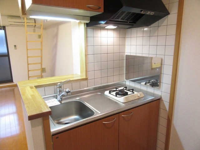 メゾンドグラースNのキッチン