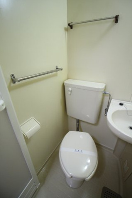 【トイレ】 | プレアール小阪Ⅱ | バスルーム内トイレ