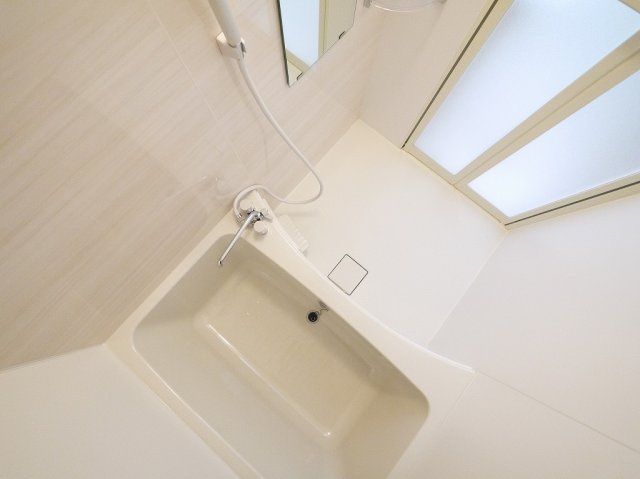 AONIの浴室|きれいなお風呂です