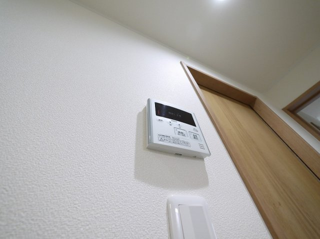 AONIの設備|給湯リモコンです