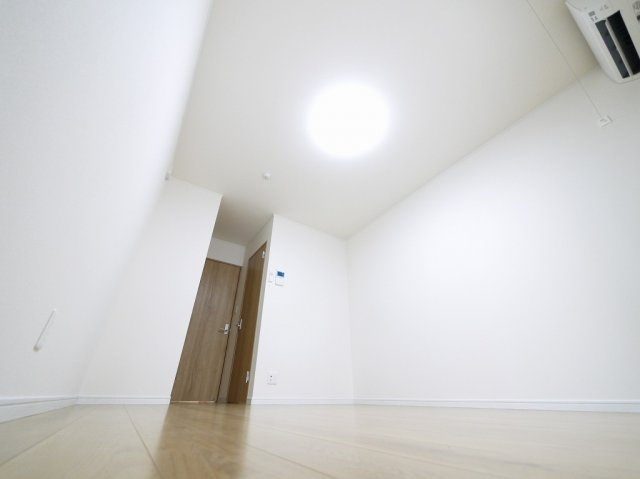 AONIの居間・リビング|ゆったり過ごせるリビングです